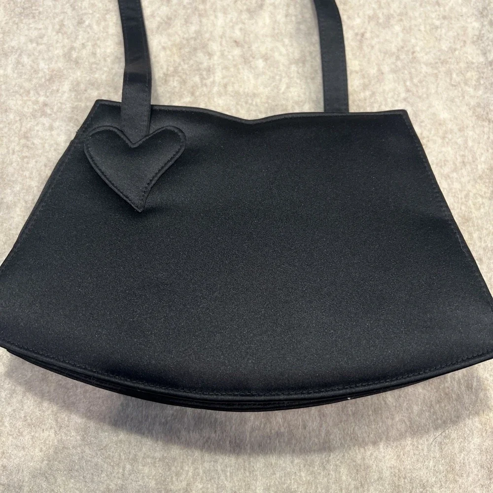 Gorgeous Victoria Secret Handbag Black Satin Cocktail Bag With Heart‎ EUC - Picture 2 of 11